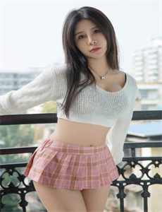 欧美XXXX69学生HD-法国时尚台时装秀